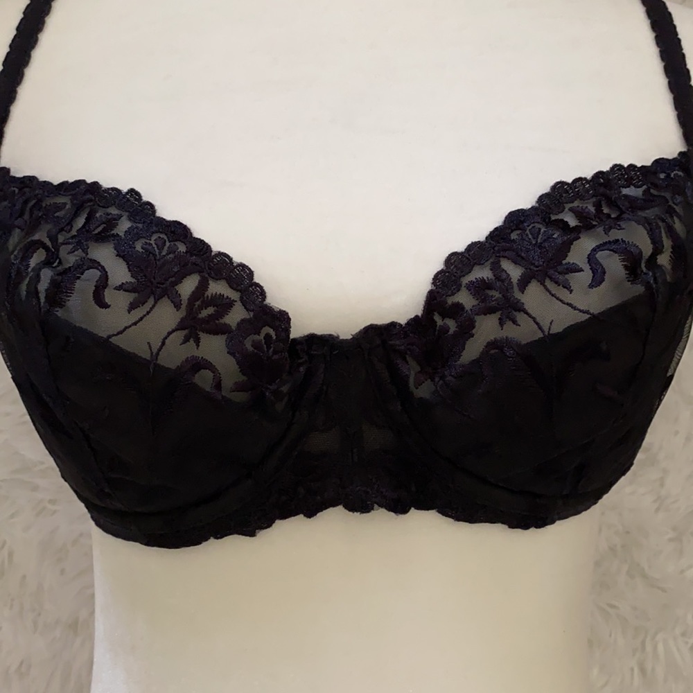 Victoria’s Secret vintage seductive black lace bra - Picture 3 of 7